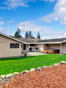 Professional Yard Cleanups & Grading for a Fresh Start (2)Professional Yard Cleanups & Grading for a Fresh Start